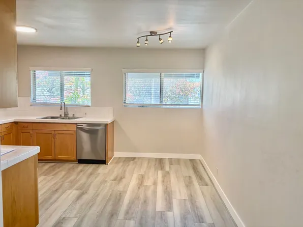 808-812 Westmount Drive, 808-812 Westmount Dr #812-17, West Hollywood, CA 90069