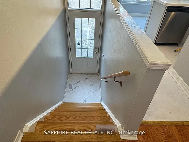 3255 Redpath Cir — Photo 4