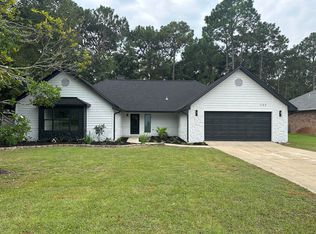 1122 Sandalwood Cir, Niceville, FL 32578