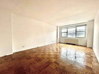 Rented by Addison Property Group