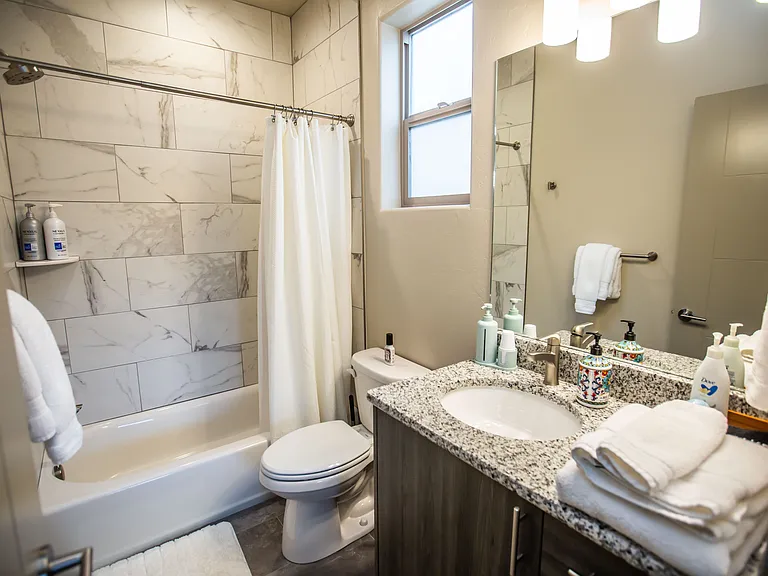 1114 Agate Ln — Photo 5
