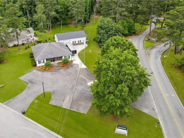 27 Fairfield Rd, Villa Rica, GA 30180