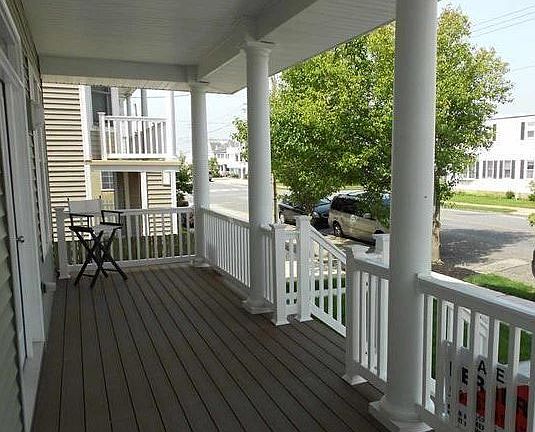 3rd image of 3632 Asbury Ave #34
