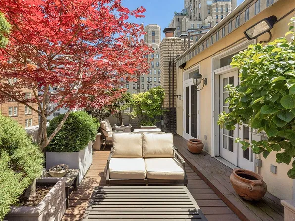 18 E 77th St #5AB, New York, NY 10075