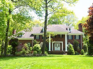 30 Hilltop Rd, Kinnelon Boro, NJ 07405