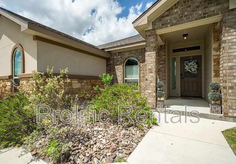 2509 Meadow Lark Dr — Photo 16