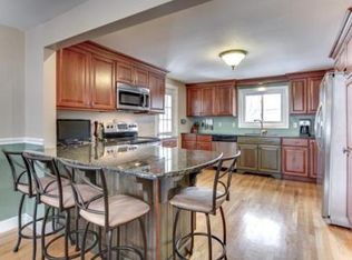 8 Mersea St, Saugus, MA 01906