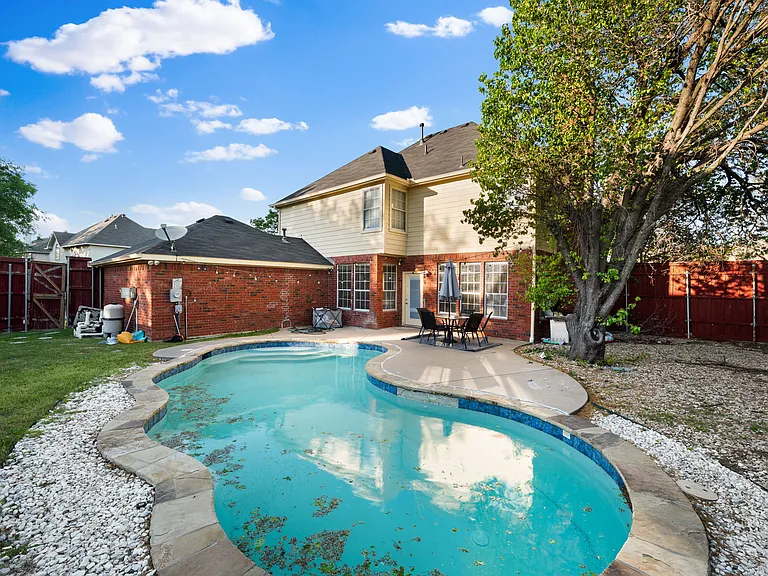 141 Morningside Dr — Photo 43