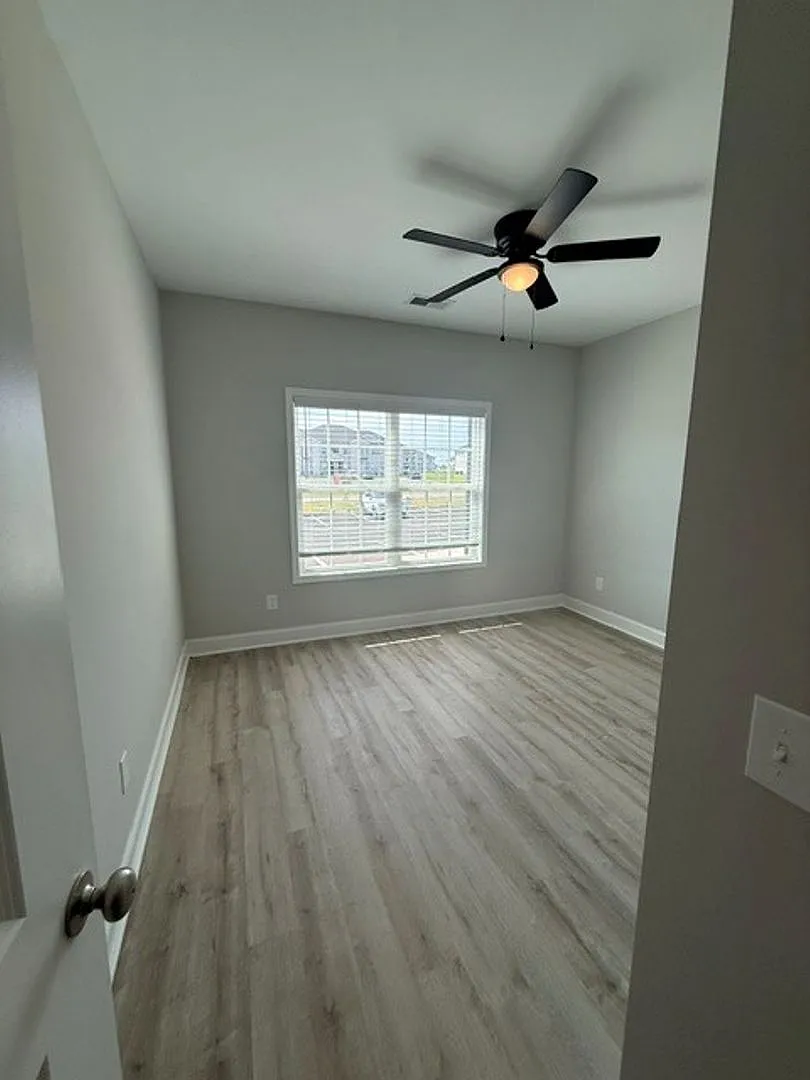 New Construction, Great Location! — Photo 3