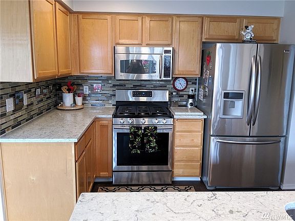 4th image of 7410 143rd Avenue Ct E