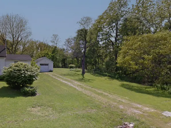 320 Le Claire St, Warsaw, IL 62379