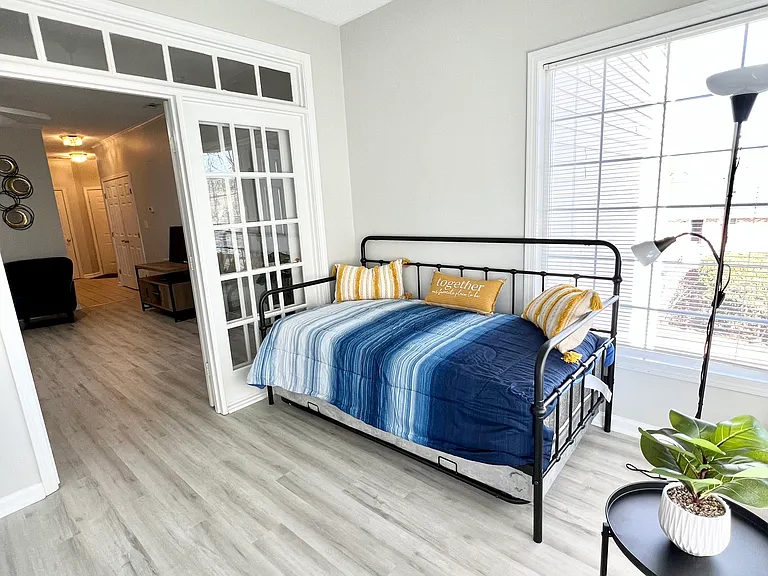 9760 Leyland Dr #7 — Photo 16