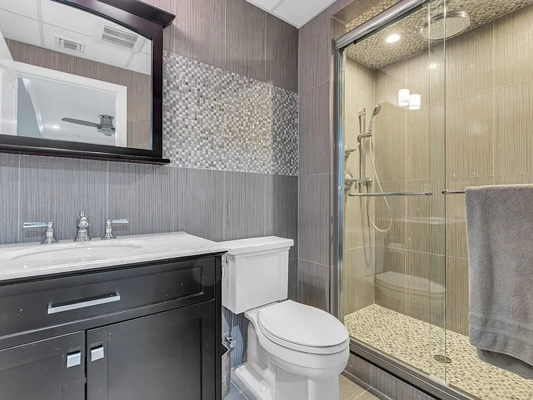 300 Fiddler Ln — Photo 22