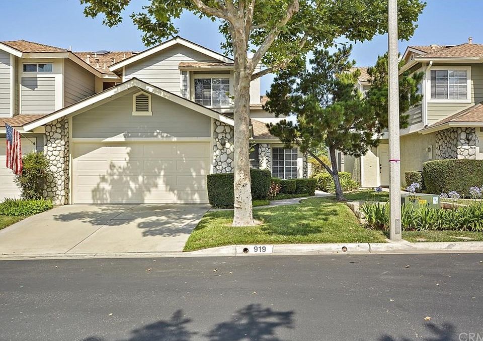 1st image of 919 Bidwell Rd