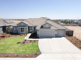 7802 Ruthburg Way, Bakersfield, CA 93314