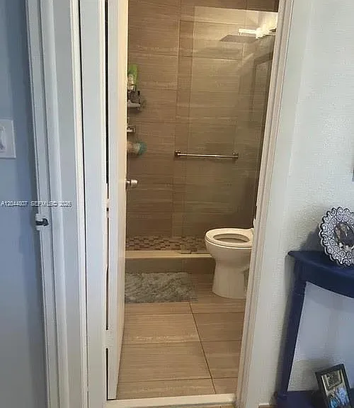 12701 SW 70th Ln — Photo 10