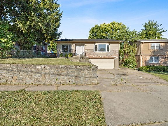 2nd image of 7871 Glenorchard Dr