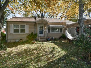 1614 S Weaver Avenue, Springfield, MO 65807