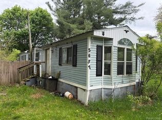 5657 Freewald Blvd, Millington, MI 48746