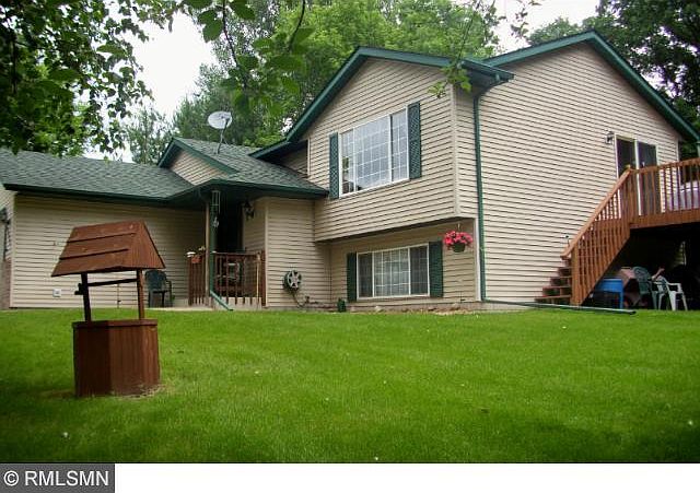1st image of 30635 Fernwood Cir