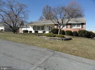 225 Heritage Rd, Chambersburg, PA 17202