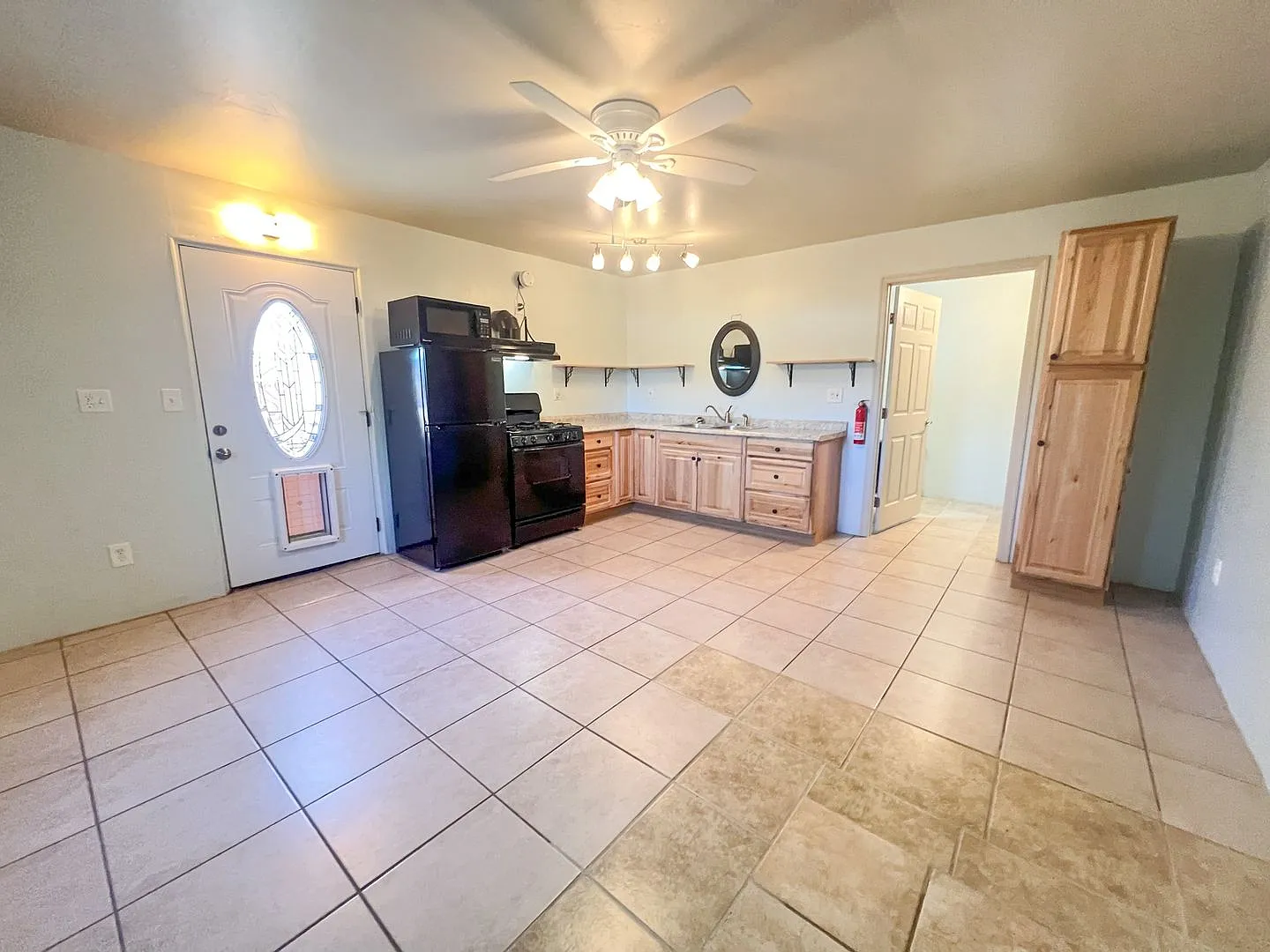 Studio Apartment/ Camp Verde — Photo 3