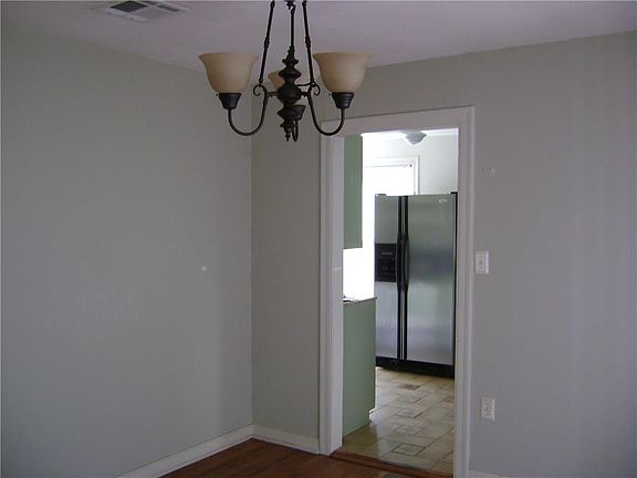 5th image of 3927 Creole St