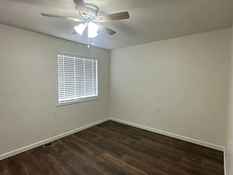 745 E Lazon Dr — Photo 31