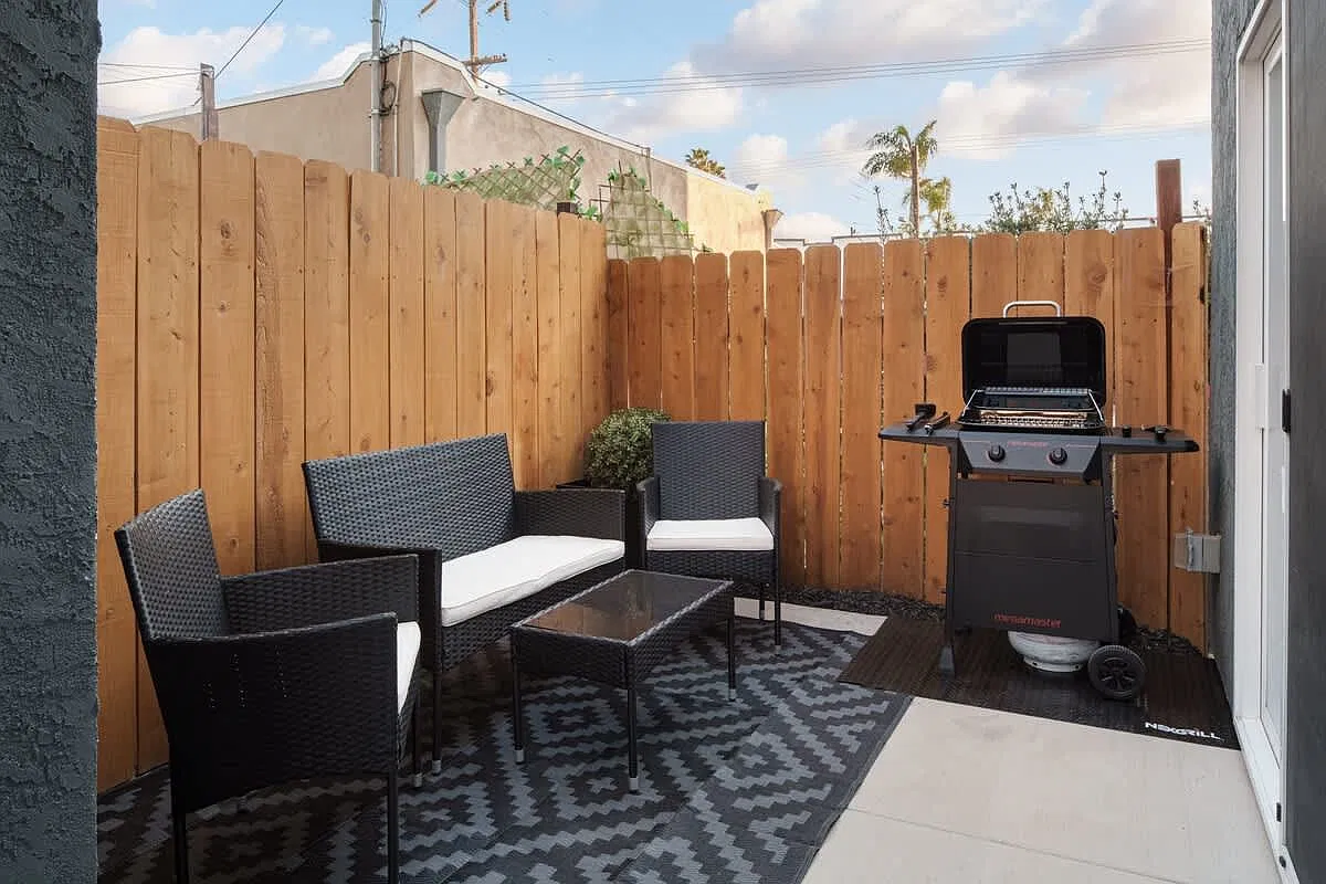 4 bed, $8,500 — Photo 3