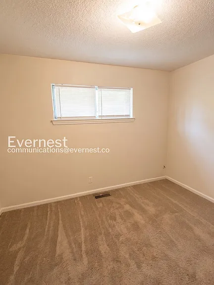309 Nye Dr — Photo 9