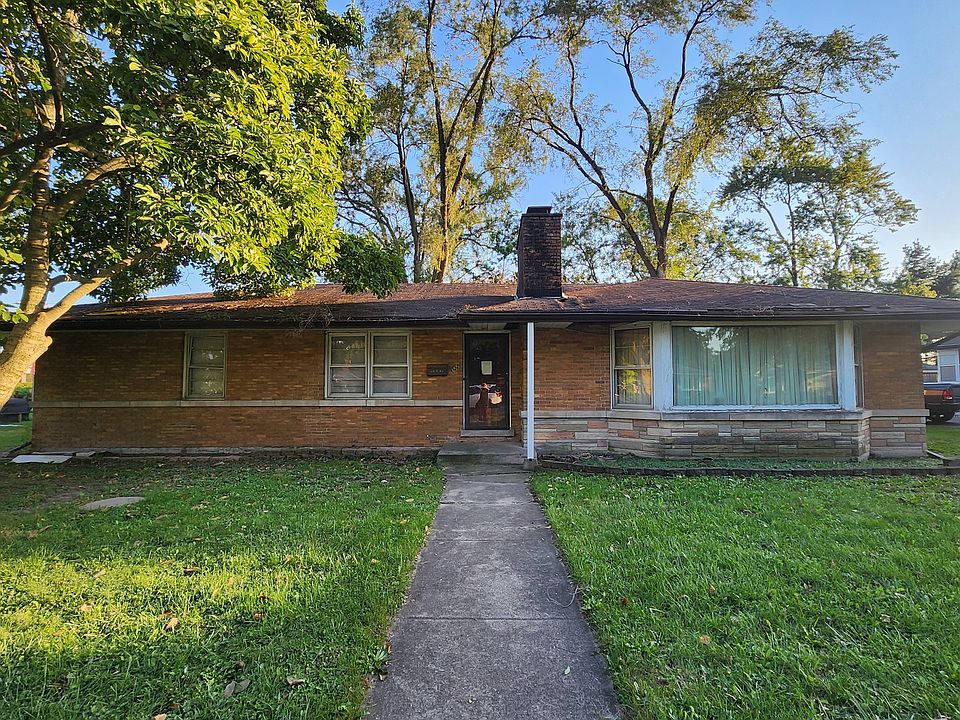 1st image of 655 E 161st Pl
