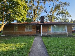 655 E 161st Pl, South Holland, IL 60473
