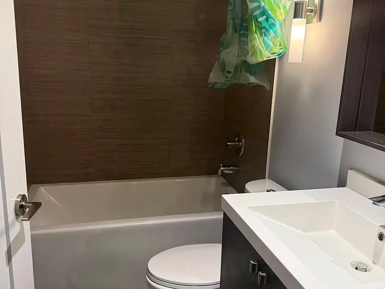 18 Graydon Hall Dr #1503 — Photo 6