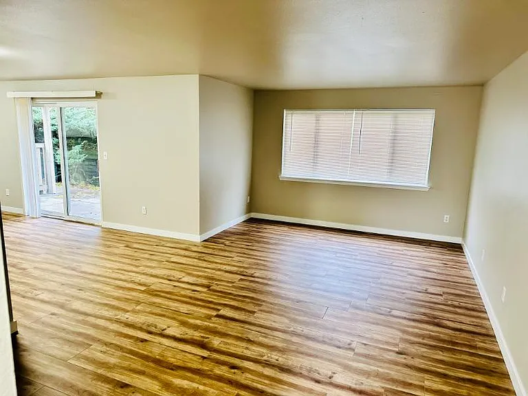 316 Choker St SE #1 — Photo 5