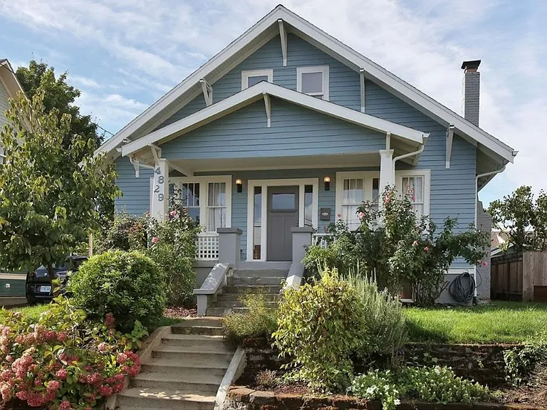 4829 NE Garfield Ave — Photo 1