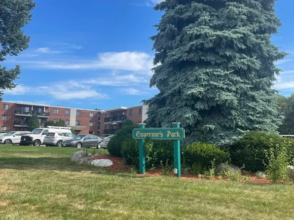 100 Governors Dr APT 2, Winthrop, MA 02152