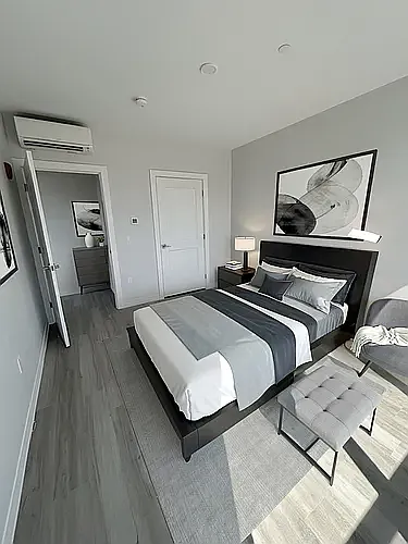 Residences at Sharon Gallery — Photo 126