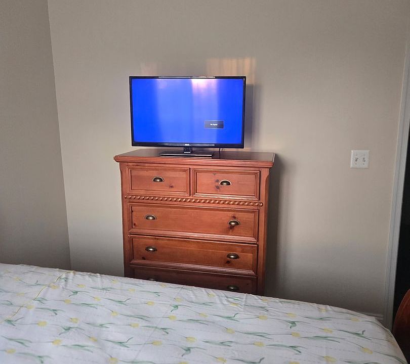 2nd image of 314 Lyndhurst St Room 5