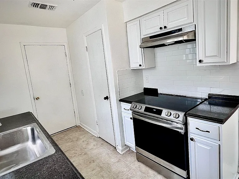 4225 Ambassador Way — Photo 2