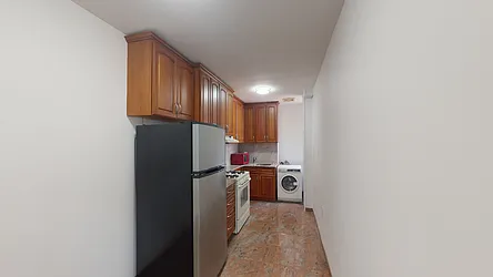 Sold by Thomas Lipovetsky, LREB