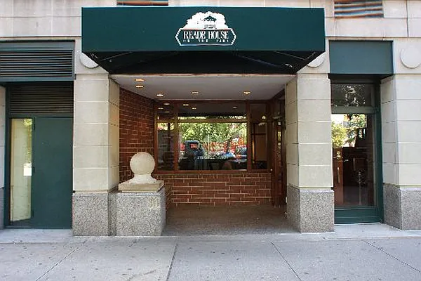 Rented by Tabak Real Estate | media 21