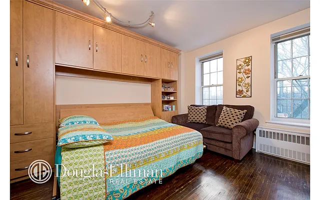 Sold by Douglas Elliman | media 8