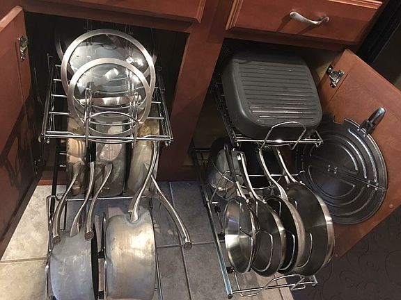 Pullout storage in kitchen