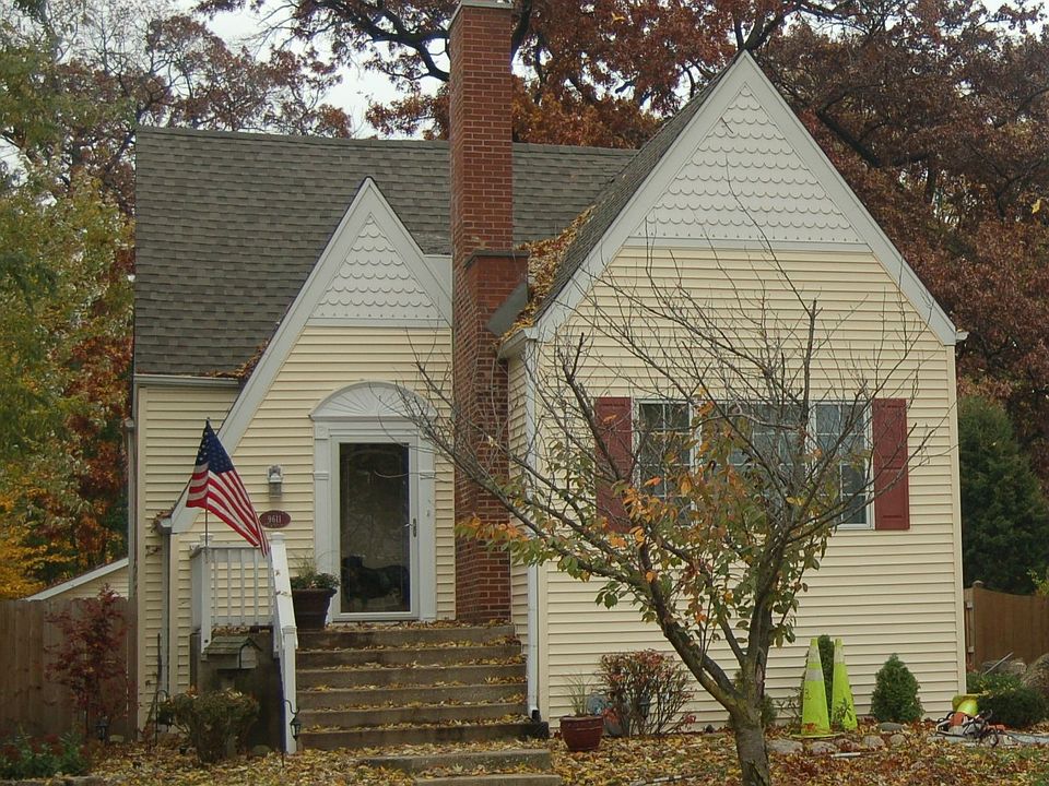 1st image of 9611 S 51st Ave