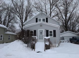 172 Loomis St NW, Sparta, MI 49345