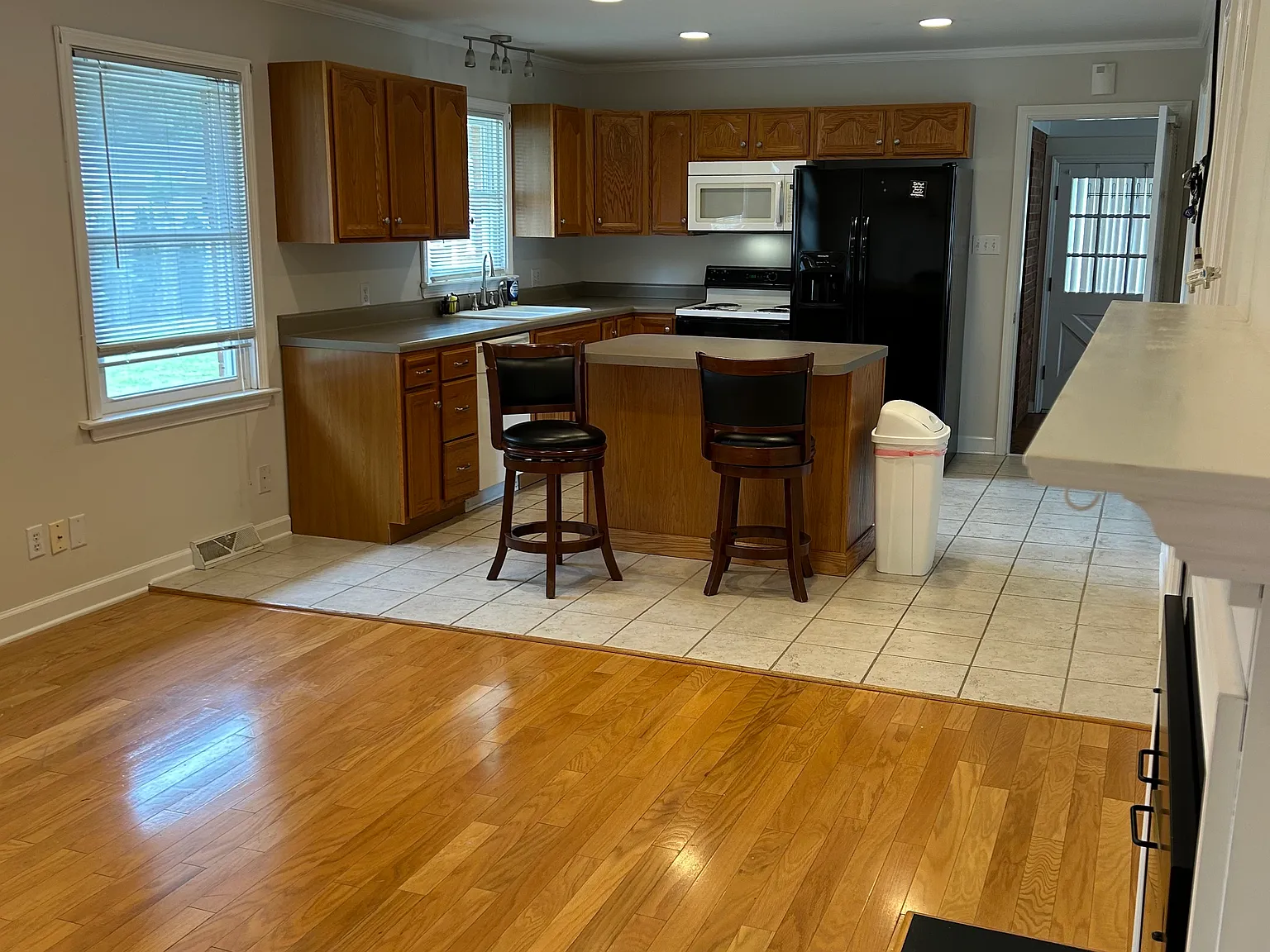 105 Kay Dee St — Photo 4