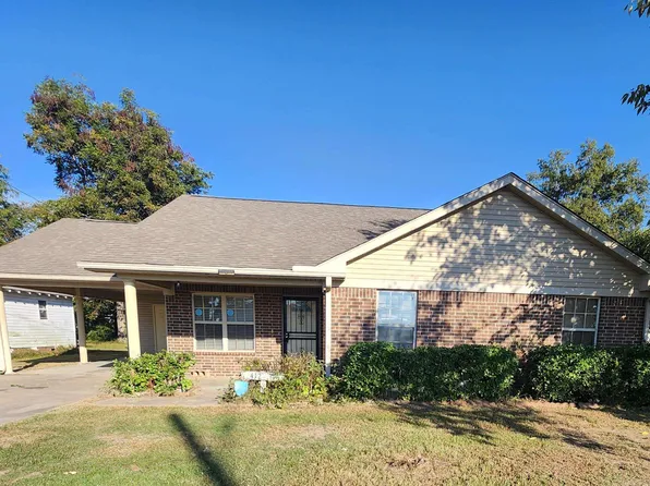 412 E 3rd St, Altheimer, AR 72004