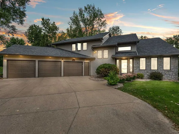 W7763 Jackie Ct, Greenville, WI 54942