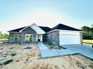 786 Clyde B Rd, Walnut Grove, MS 39189