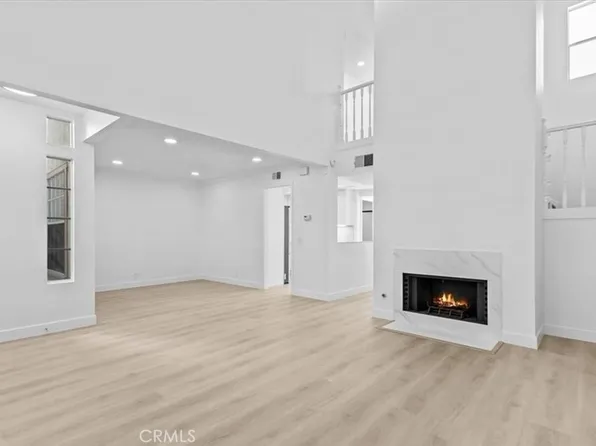 16 Georgetown #8, Irvine, CA 92612